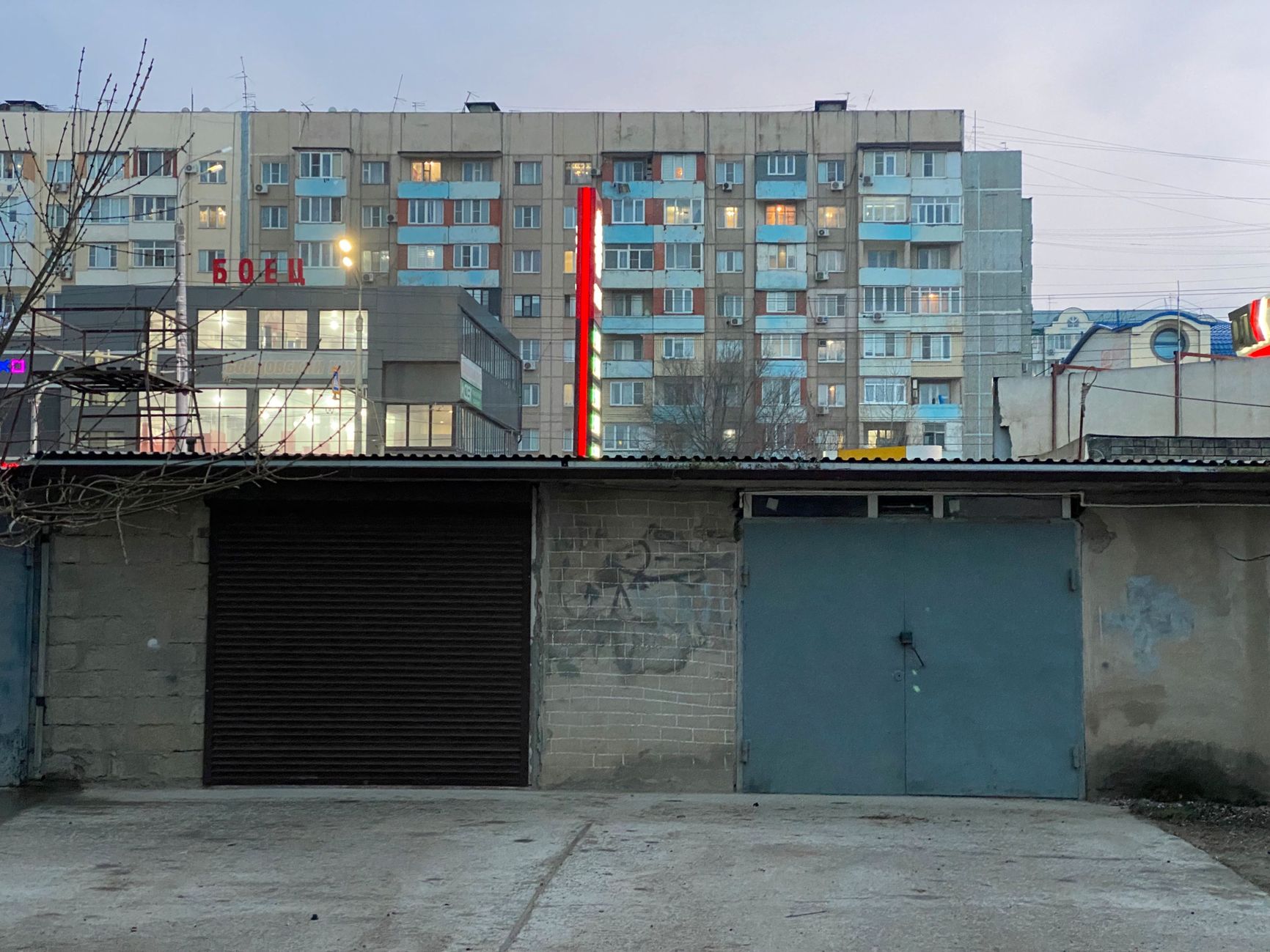 In Makhachkala's Reduktorny and Primorsky districts, locals regularly ask the police to check underground parking lots, garages, and construction trailers for illegal mining farms