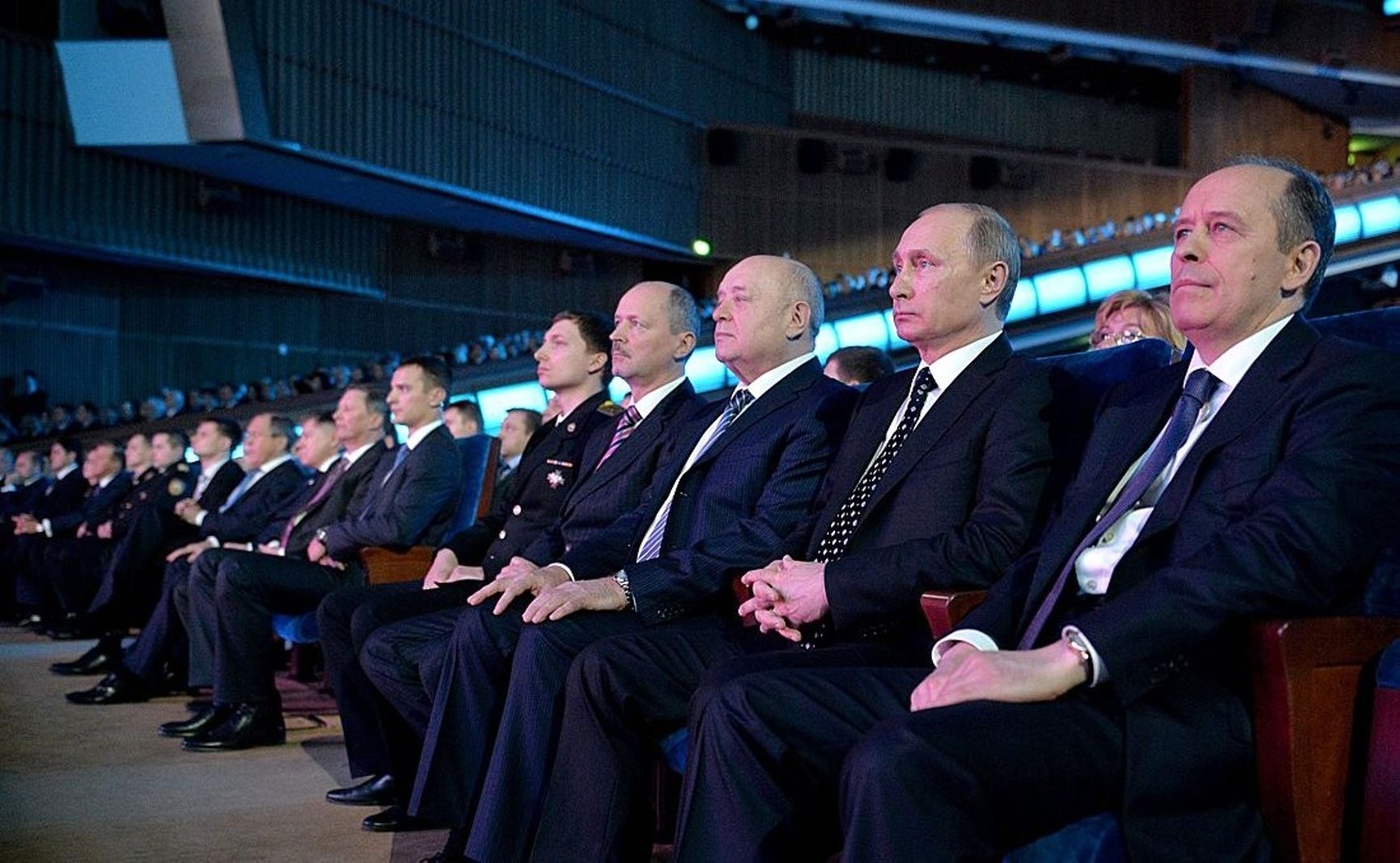 Vladislav Menshchikov (second left from Putin) at the Day of the Chekist celebration