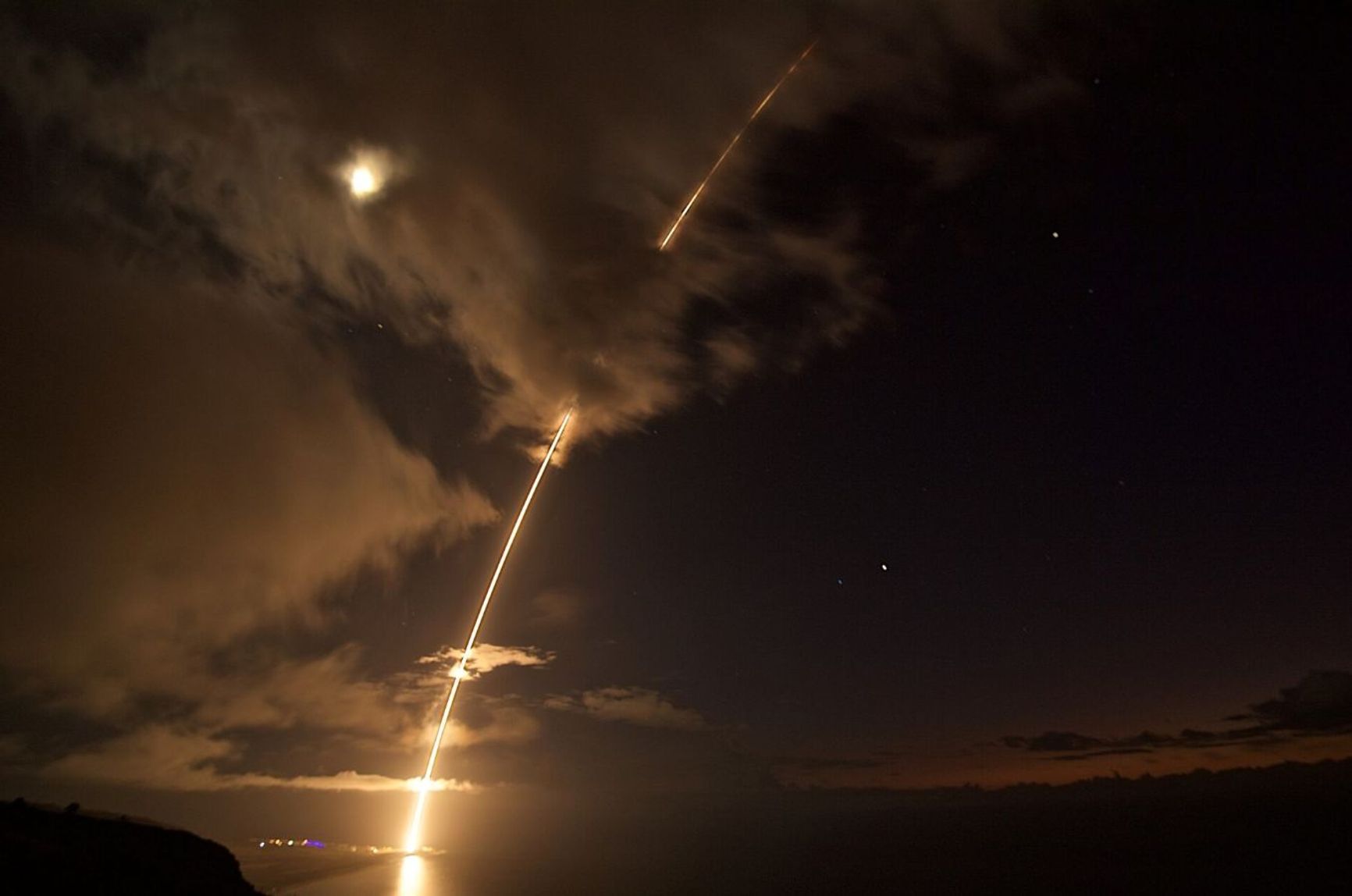 SM-6 missile launch from the US destroyer USS John Paul Jones, 29 August 2017.